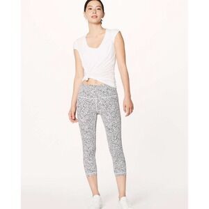 Lululemon‎ Wunder Under Hi Rise Cropped Leggings Full on Luxtreme Daisy Flower 6